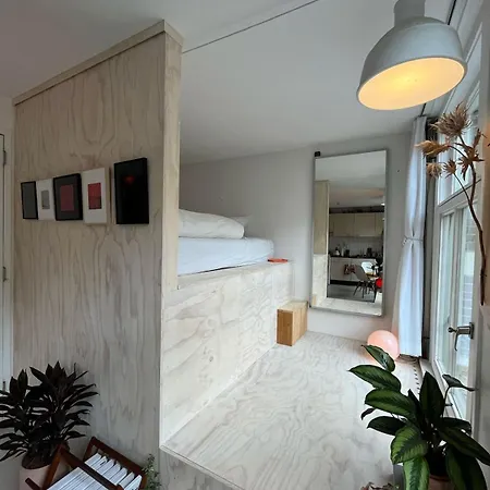 Nice Apart In Apartment *